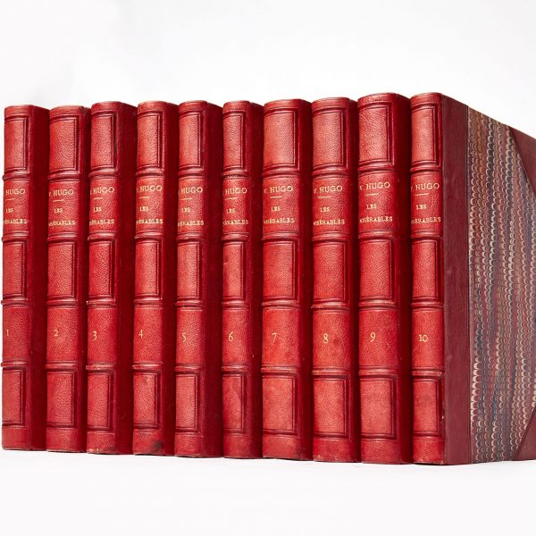 VICTOR HUGO